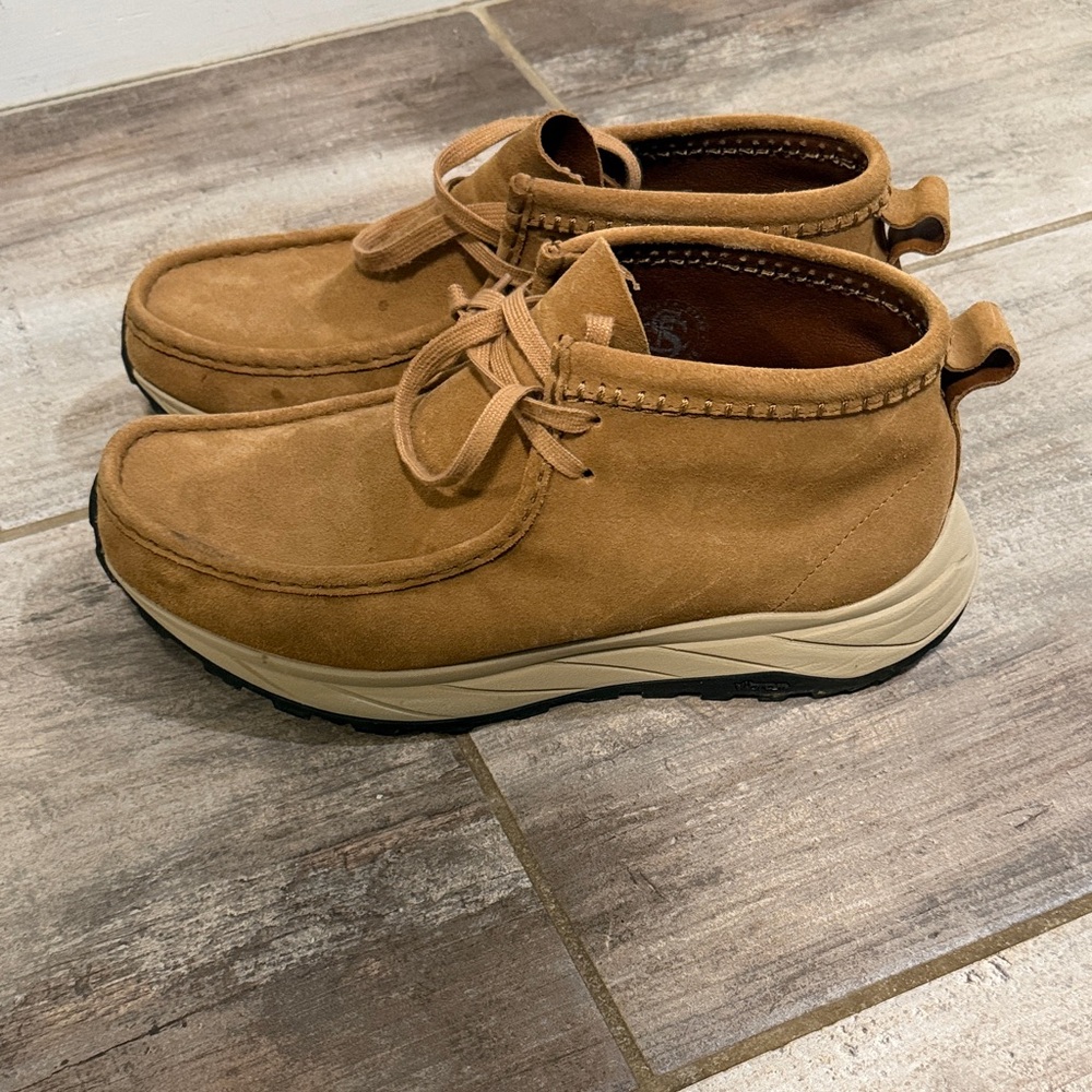 Clarks Men's Brown Suede Chukka Boots